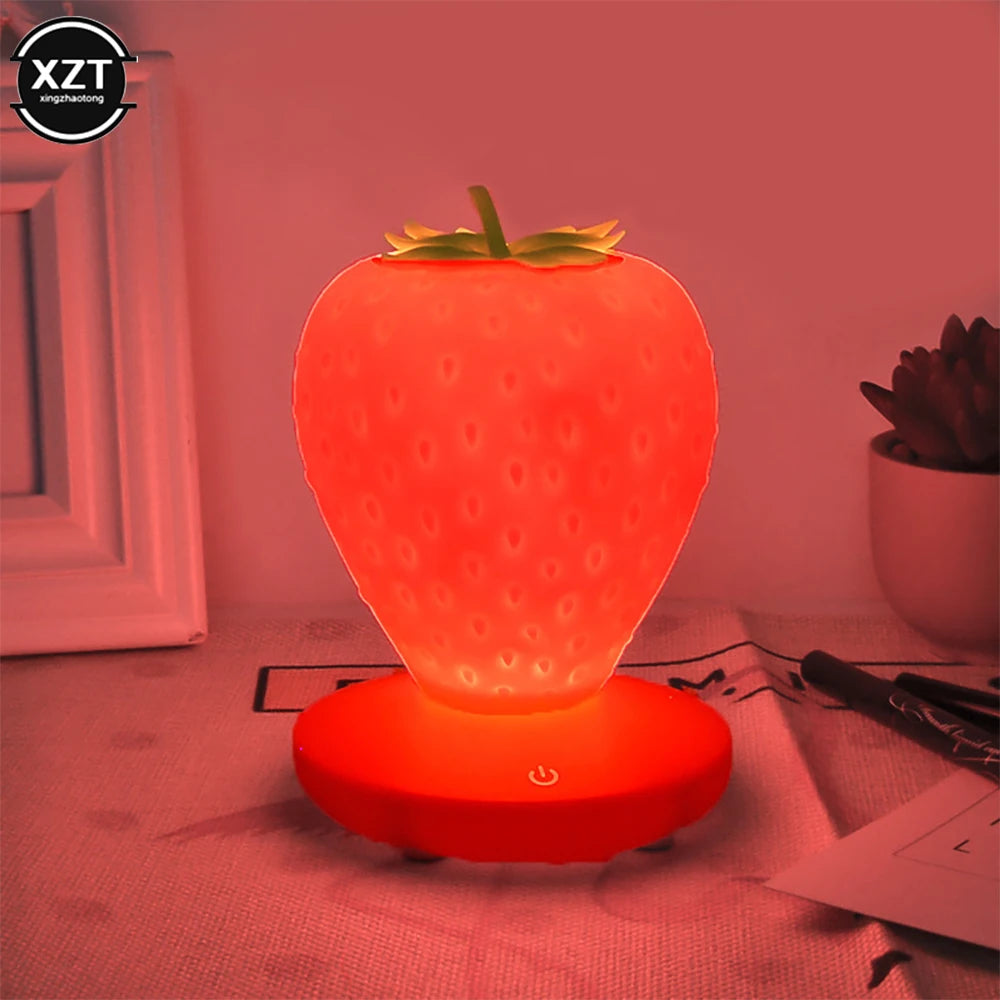 LED-Energiesparlampe Schlaf Nachtlicht USB Aufladung Erdbeere Form // Led Energy-saving Lamp Sleeping Night Light USB Charging Strawberry Shape